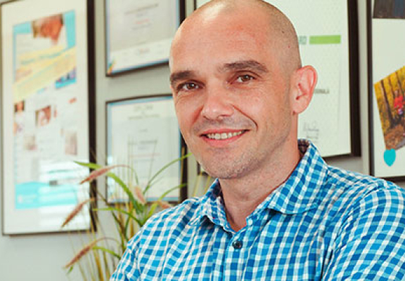 Cum să crești alături de companie: Raul Ardelean, Head of Retail în România 