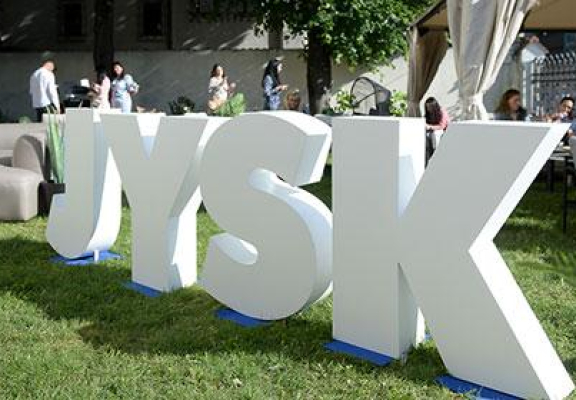 Hygge în grădină: JYSK a prezentat colecția Outdoor 2025
