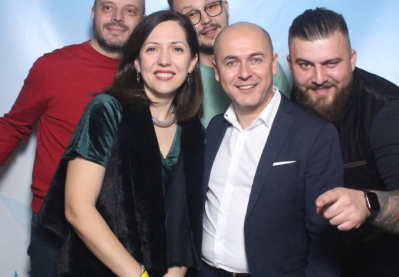 Petrecere Craciun 2023