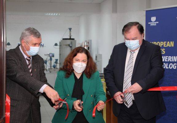 Laboratorul EMERSON de la Universitatea Tehnică din Cluj-Napoca modernizat cu soluţii de automatizare de ultimă generație