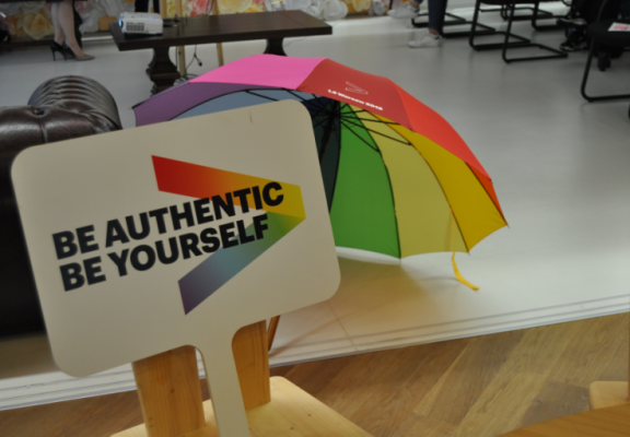 Accenture | Commited to an inclusive workplace