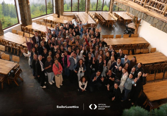 Sales Summit „Empowering Humans”: aceeași direcție, aceeași echipă