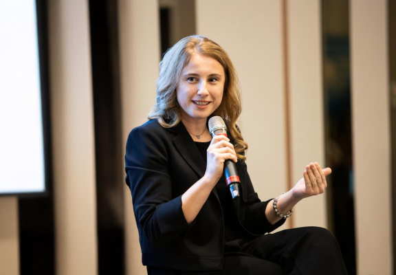 Leadership autentic și puterea valorilor într-o industrie în schimbare