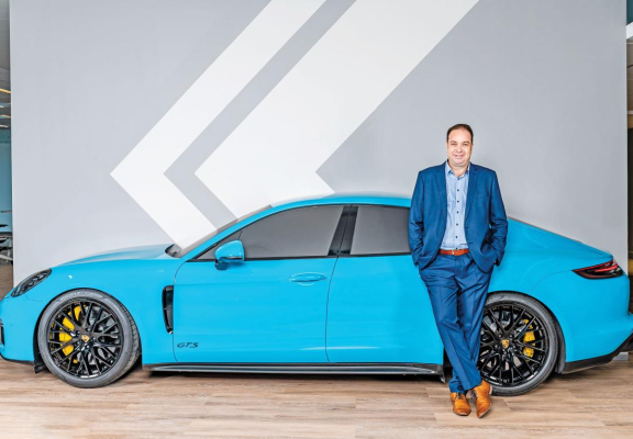 Marius Mihailovici, şeful diviziei de inginerie din România a gigantului auto Porsche: Primul proiect dezvoltat aici a fost softul care controlează eleronul spate de pe unele maşini Porsche. Am crescut de atunci, avem peste 100 de proiecte în derulare