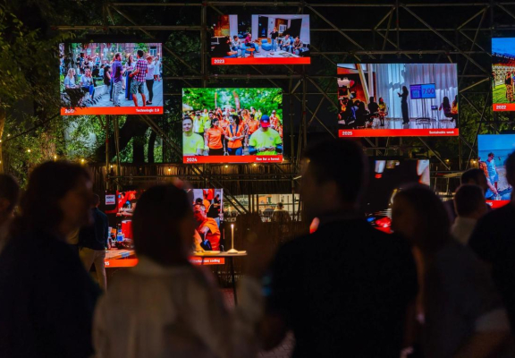 Summer celebration with a 10-year anniversary twist