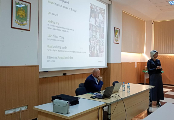 Auchan, sustenabilitate și oportunități pentru studenți – prezentare interactivă în cadrul proiectului „Eco-Smart”
