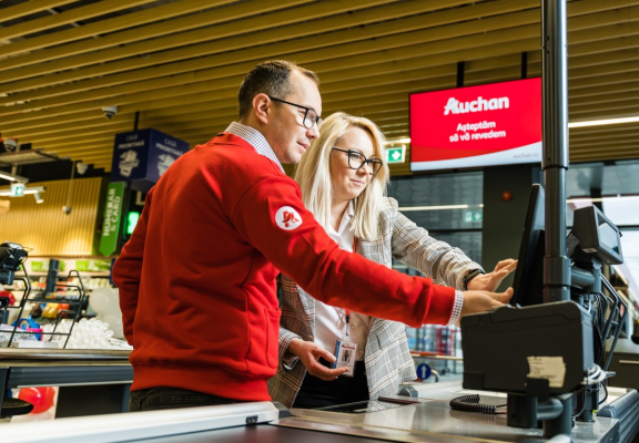 Lucrez în Auchan