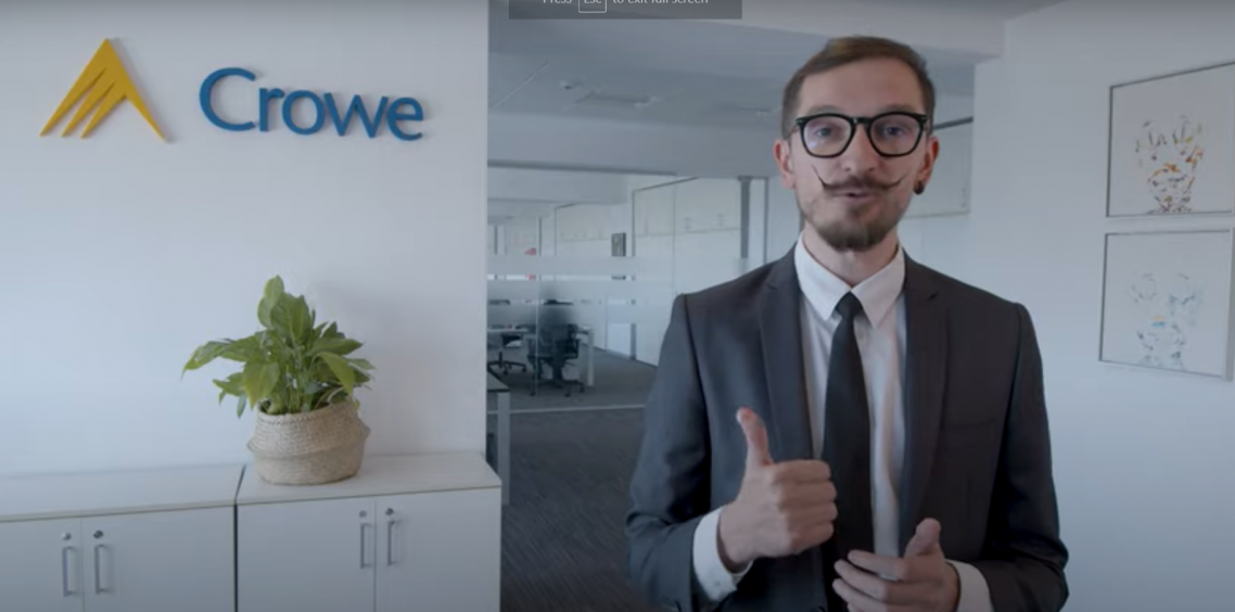 Câte scaune întorci la Vocea Angajării? Crowe România lansează o campanie de recrutare altfel