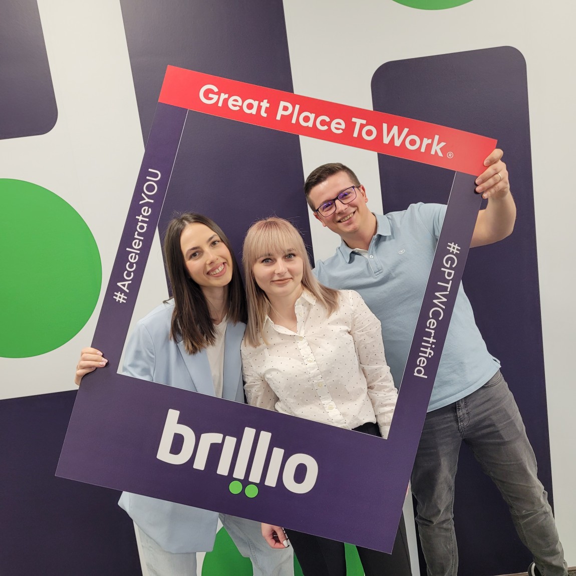  Brillio Romania