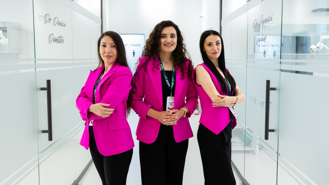  Smile Dent Team Romania