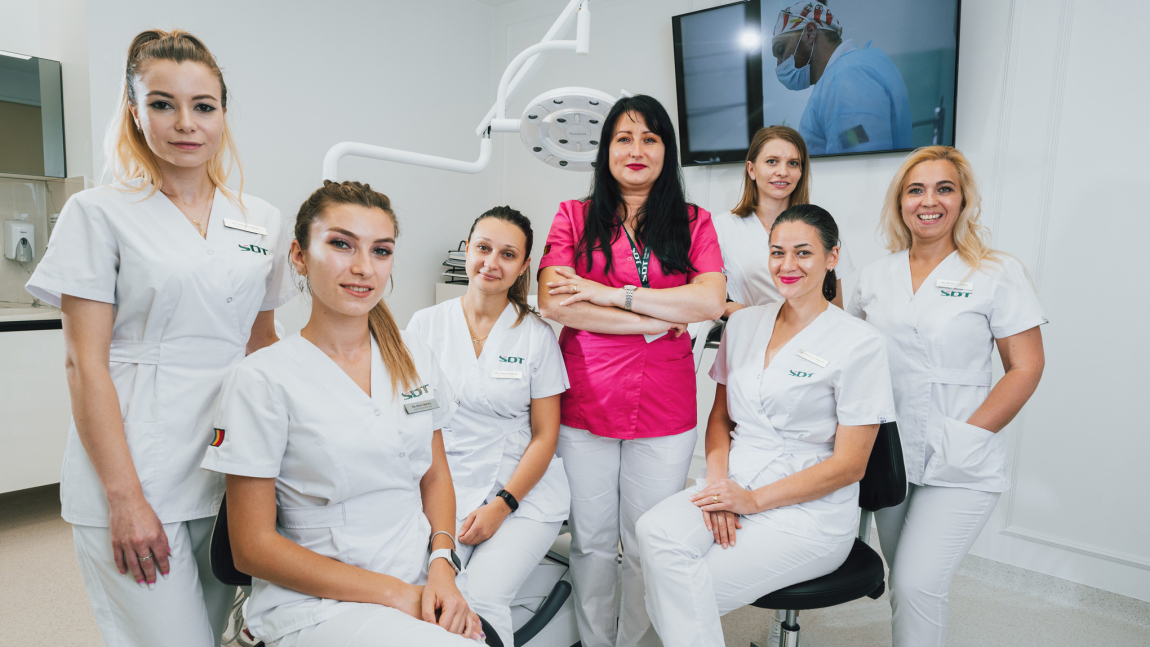  Smile Dent Team Romania