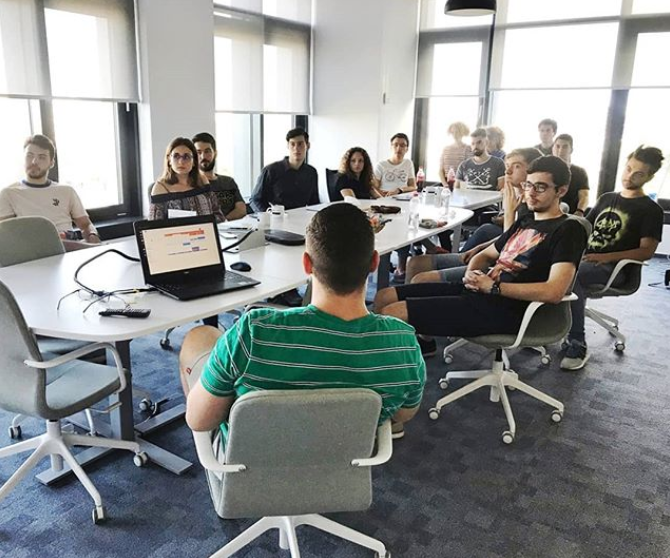 From API Rest, OAuth and Unit Testing to TDD, Artificial Intelligence, Machine Learning, Dockerisation, and CI/CD, we're keeping a close eye on all mainstream trends in the tech world Tremend - Publicis Sapient