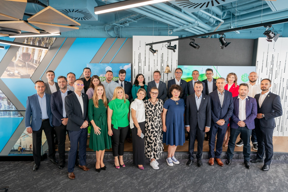  SIMTEL TEAM SA