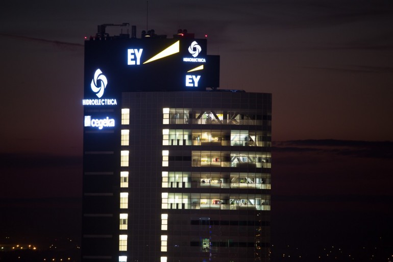 10 EY Romania