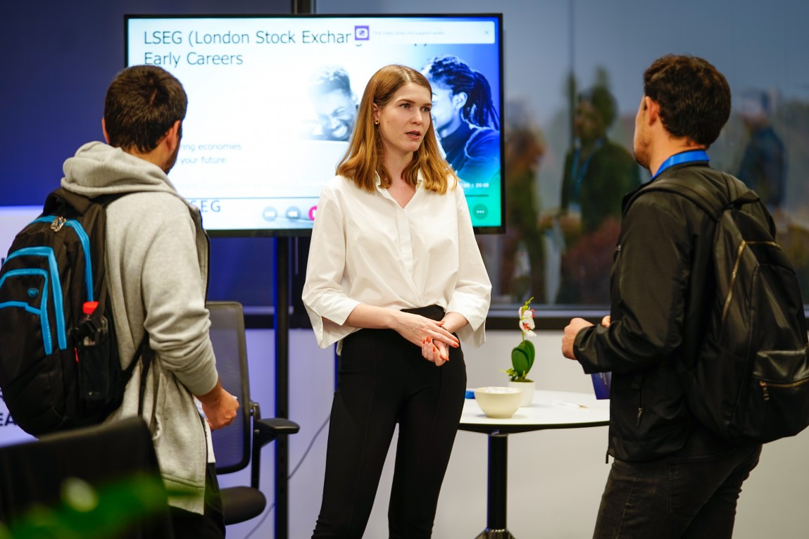 66 LSEG (London Stock Exchange Group) Romania