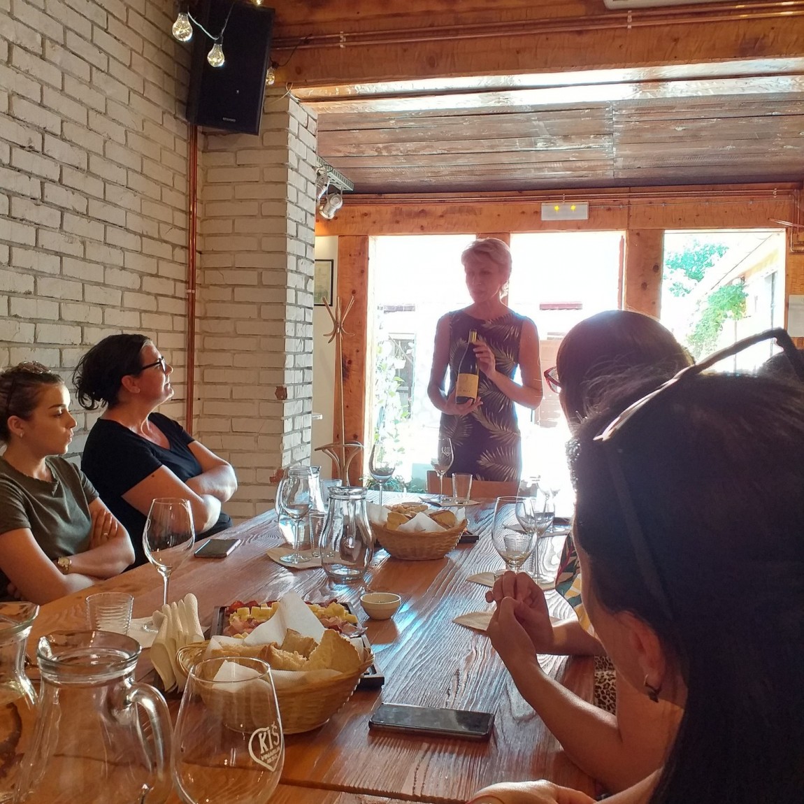 Colegii nostri de pe departamentul de Retailer Support au avut parte de un weekend plin de activitati - de la explorarea locurilor ascunse ale orasului Novi Sad  Netex Romania