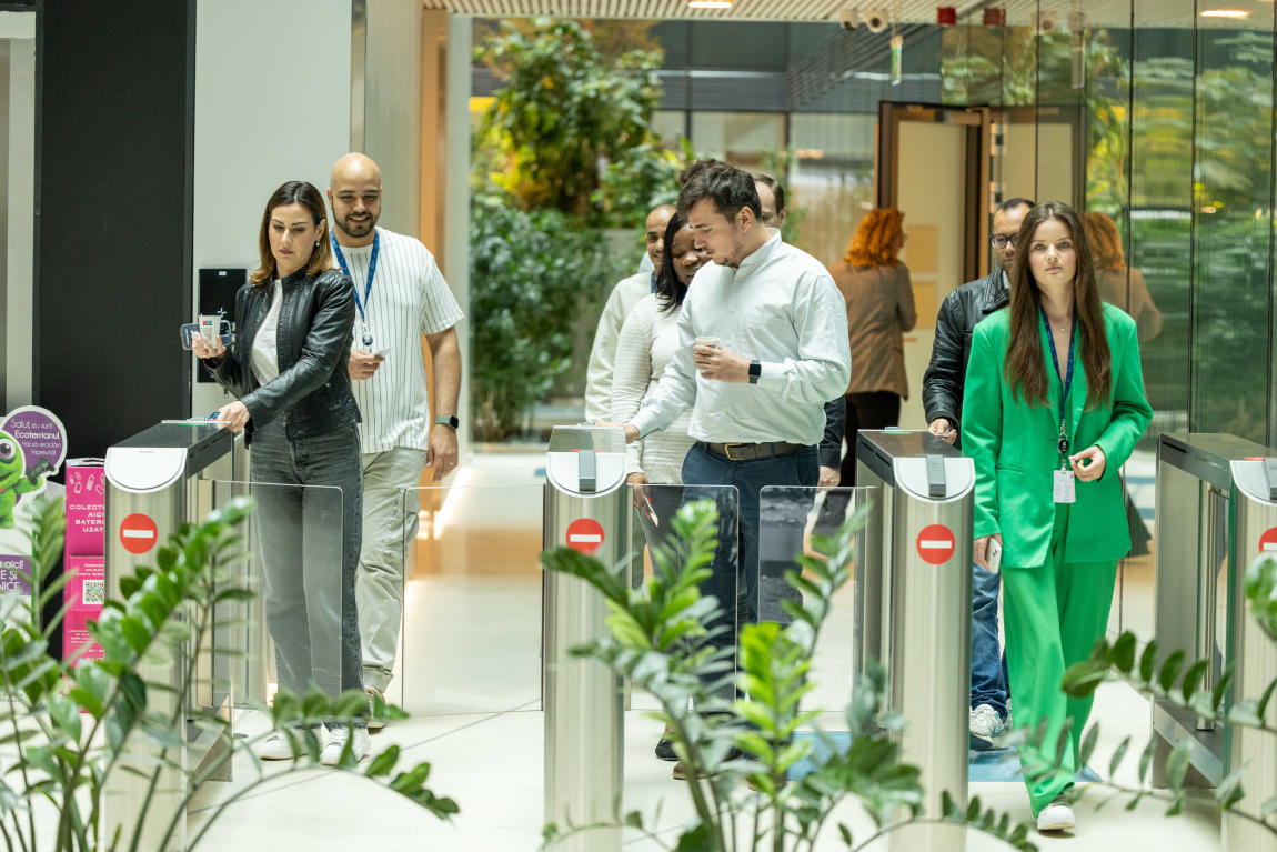  Genpact Romania