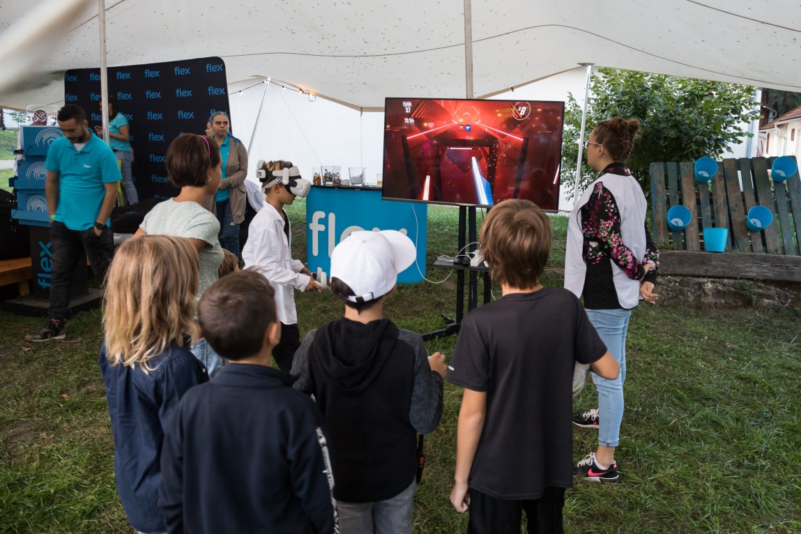 VR Goggles la standul Flex în cadrul Plai 2022 Flex Romania